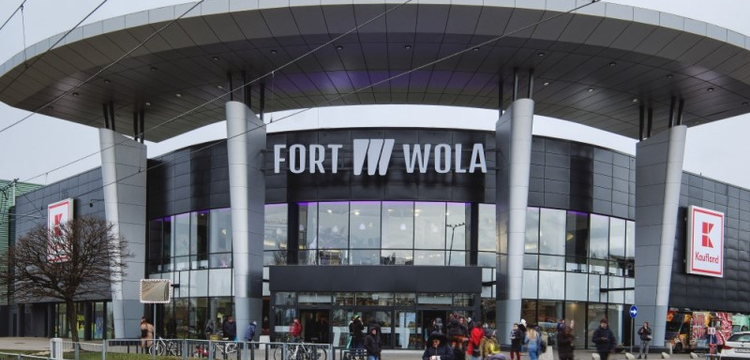 Fort Wola cropped.jpg